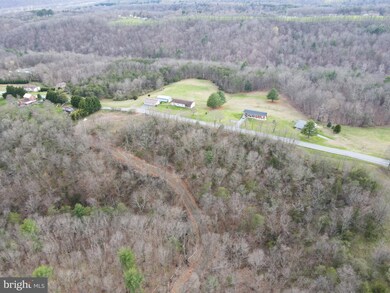 14109 Maple Ridge Rd, Hancock, MD 21750 - photo 4