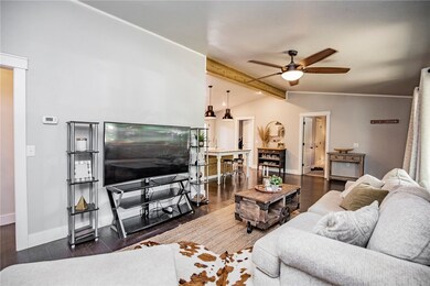 16 Hope Dr, Bella Vista, AR 72715 - photo 4