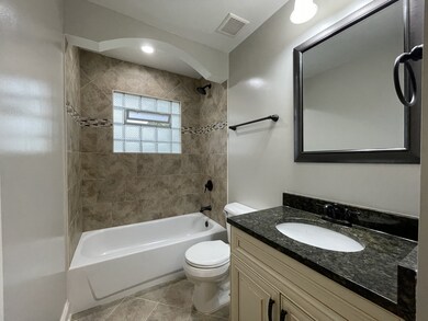 unlisted-address, Country Club Hills, IL 60478 - photo 6