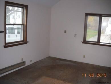 10 Donnelly Dr, Rensselaer, NY 12144 - photo 6