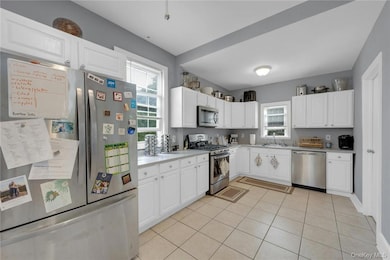 62 Grand Blvd unit 2nd & 3rd floor, Scarsdale, NY 10583 - photo 5