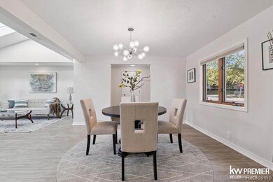 6015 Rowley Blvd, Waterford, MI 48329 - photo 5