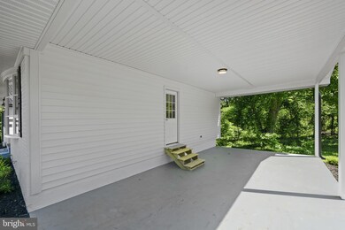 7105 Persimmon Ln, Owings, MD 20736 - photo 5