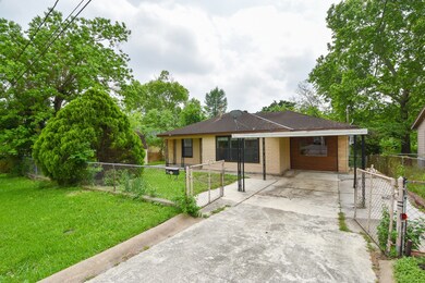 954 Oakstone St, Houston, TX 77015 - photo 3