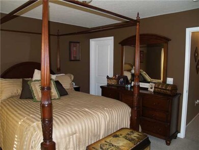 6552 Crab Apple Dr, Canal Winchester, OH 43110 - photo 4