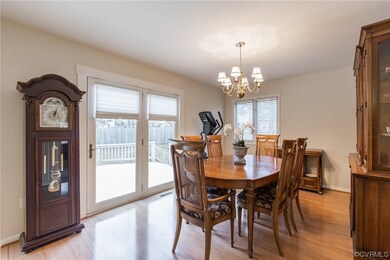 Light and bright living room with direct access to