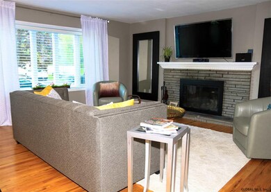 2 Hemlock Ln, Schenectady, NY 12302 - photo 6