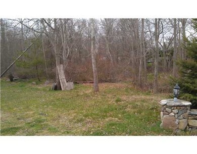 123 Birch Swamp Rd, Warren, RI 02885 - photo 2