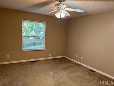 8081 Alexandra Ln, Newburgh, IN 47630 - photo 3