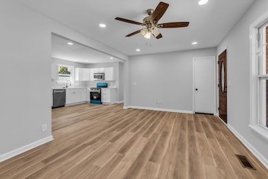 1704 George Thomas Dr, La Vergne, TN 37086 - photo 4