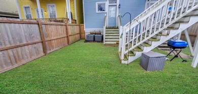 310 W 36th St, Savannah, GA 31401 - photo 6