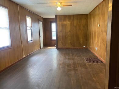 315 Jefferson St, Edwardsport, IN 47528 - photo 3