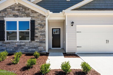 2021 Minnette Cir, New Bern, NC 28562 - photo 4