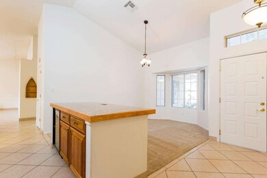 07 Dining Room