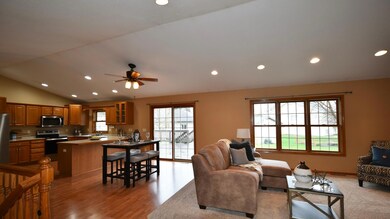 1011 W 2nd St, Zumbrota, MN 55992 - photo 7