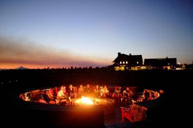 9 Dining-Range-Restaurant-and-Bare-Fire-