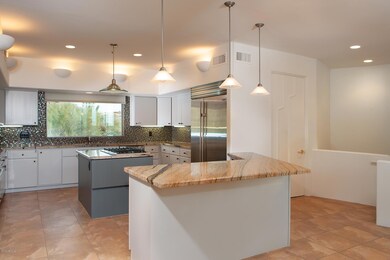 019_Kitchen
