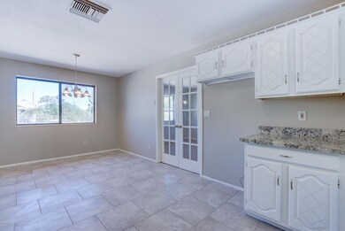Gorgeous Dining Area