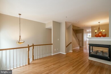 8020 Pennington Dr, Laurel, MD 20724 - photo 5