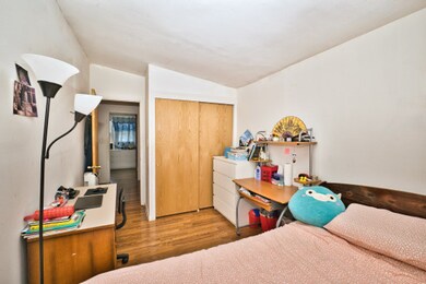 2019 Pine St unit E, Des Plaines, IL 60018 - photo 4