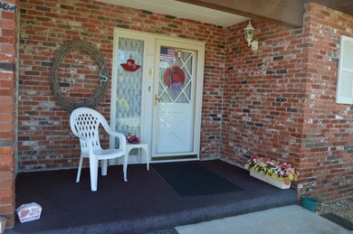 40 Skyline Dr, Kimberling City, MO 65686 - photo 2