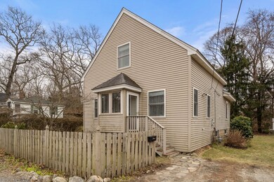 10 Pineland Ave, Worcester, MA 01604 - photo 5