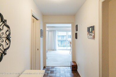 1740WELLINGTON08