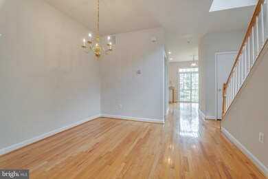 8024 Pennington Dr, Laurel, MD 20724 - photo 4