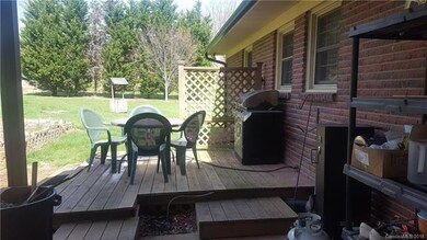 Natural gas line for grill