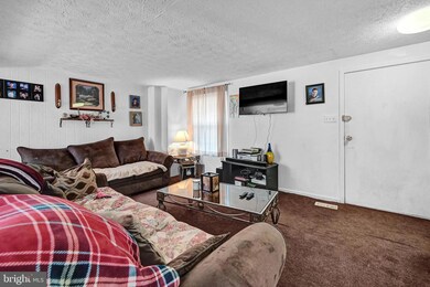 4419 Hallfield Manor Dr, Nottingham, MD 21236 - photo 4