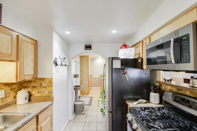 292 Yolanda Dr, El Paso, TX 79915 - photo 6