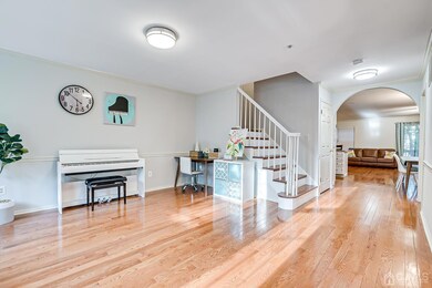 219 Amboy Ave unit 8, Metuchen, NJ 08840 - photo 6