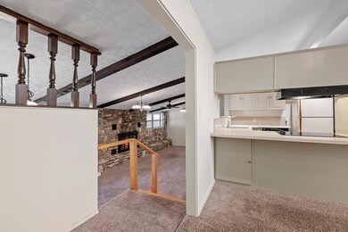 122 Ridgewood Dr, Fredericksburg, TX 78624 - photo 7