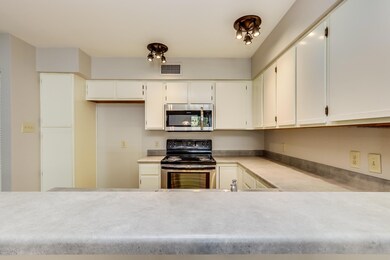 1717 E Union Hills Dr unit 1031, Phoenix, AZ 85024 - photo 3