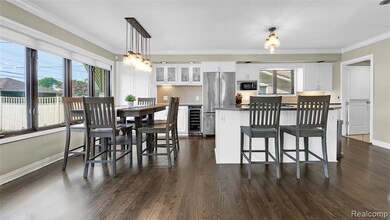 22450 Alexander St, Saint Clair Shores, MI 48081 - photo 5