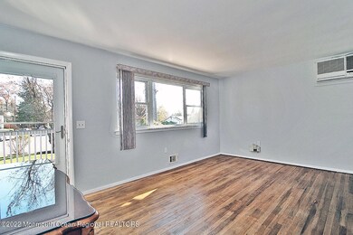 19 Arlene Ct, Toms River, NJ 08755 - photo 6