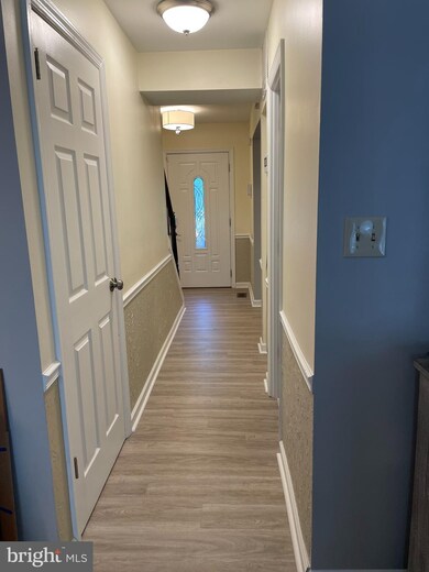 7003 Palamar Terrace, Lanham, MD 20706 - photo 3