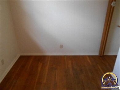 1188 SW Seabrook Ave, Topeka, KS 66604 - photo 6