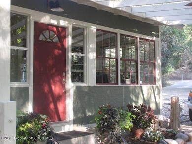 Front of home looking toward driveway