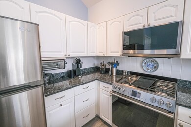 22 Harrison Ln unit L-306, Ludlow, VT 05149 - photo 6