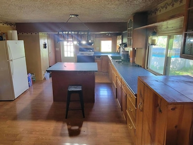 Kitchen & Entry Door