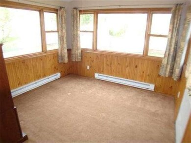 187 Telegraph Ave, Chicopee, MA 01020 - photo 7