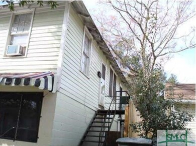 2009 ASH STREET
