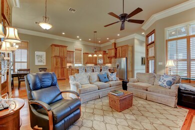 112 Levison Way-5