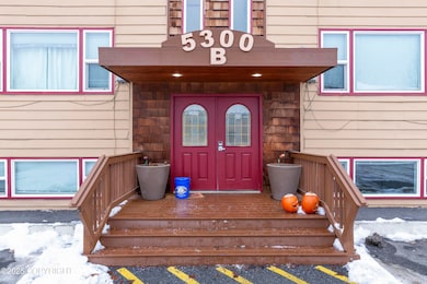 5300 Lake Otis Pkwy unit 5, Anchorage, AK 99507 - photo 2