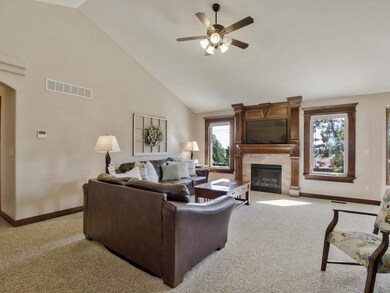 214 S Crocker Ct, Colwich, KS 67030 - photo 6