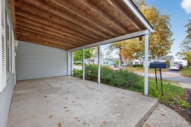 6519 Rainbow Ln, Cincinnati, OH 45230 - photo 3