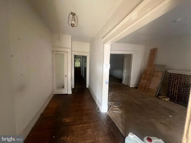 4904 Queensberry Ave, Baltimore, MD 21215 - photo 2