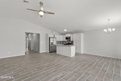 13645 Lago Vista Ave, Horizon City, TX 79928 - photo 2