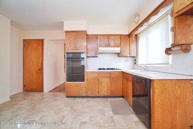 132 Buffalo St, Staten Island, NY 10306 - photo 6
